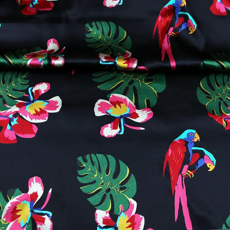 Tissu au mètre perroquet